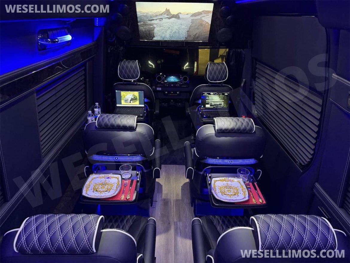 12 Passenger Dreamliner Auto Elite Mercedes-Benz Sprinter - Photo 4