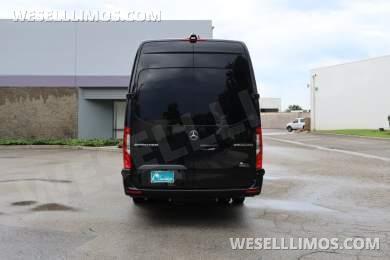 2021 Executive Coach Builders Mercedes-Benz Sprinter Diplomat - Sprinter for Sale in Carson, CA - Photo 14