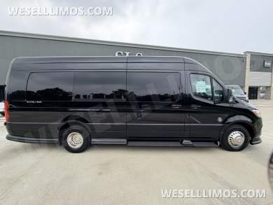 2026 Mercedes-Benz V-DRIVE 9RB 170 EXT Sprinter for Sale in Cypress, TX - Photo 2