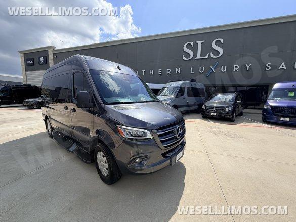 2024 Mercedes-Benz Luxe Cruiser D4