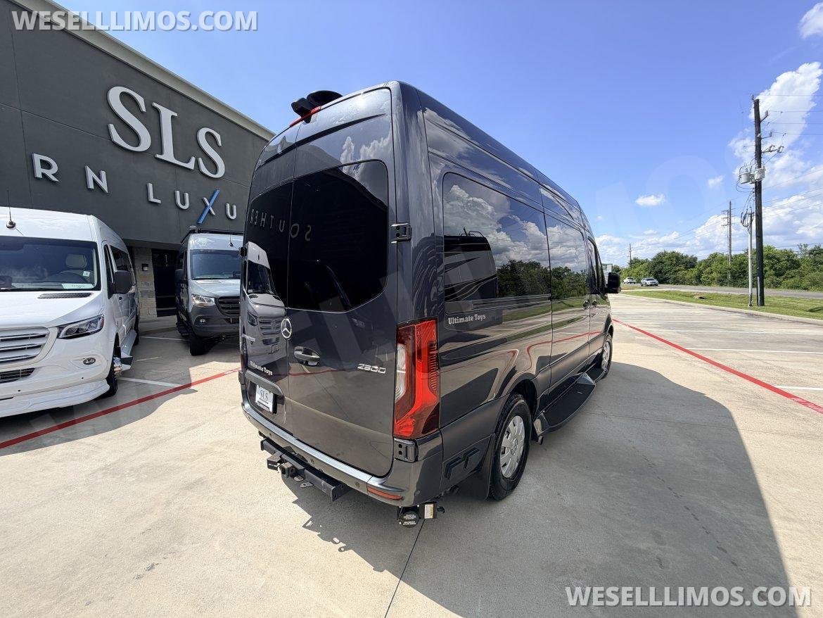 2024 Midwest Automotive Designs Mercedes-Benz Luxe Cruiser D4 Sprinter #12329 - Photo 3