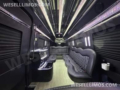 2023 Platinum Big Toys Mercedes-Benz 14px Limo Sprinter - Sprinter for Sale in Springfield, MO - Photo 20