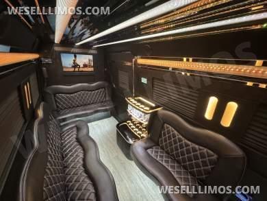 2023 Platinum Big Toys Mercedes-Benz 14px Limo Sprinter - Sprinter for Sale in Springfield, MO - Photo 22