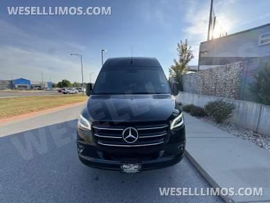 2023 Platinum Big Toys Mercedes-Benz 14px Limo Sprinter - Sprinter for Sale in Springfield, MO - Photo 23