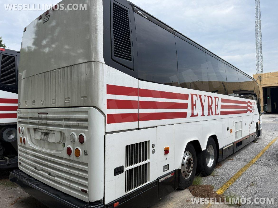 2006 Prevost H3-41 Motorcoach - Photo 3