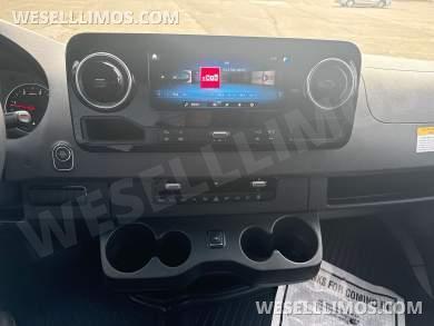 2023 Mercedes-Benz Sprinter Sprinter - Sprinter for Sale in Baldwin, NY - Photo 22