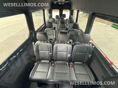 2023 Mercedes-Benz Sprinter Sprinter - Sprinter for Sale in Baldwin, NY - Photo 28