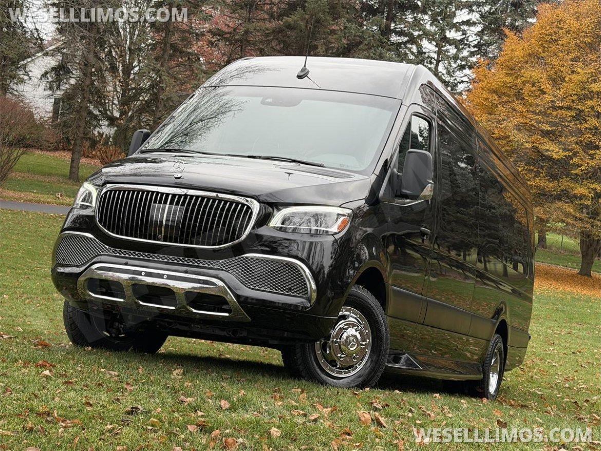 2026 GLS Maybach Trim Elite Voyager Auto Elite Mercedes-Benz Sprinter - Photo 3