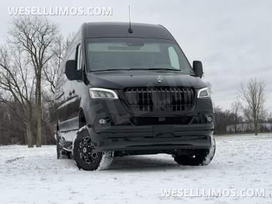 2026 AWD AMG Trim 14 Passenger Touring Coach Auto Elite Mercedes-Benz Sprinter - Sprinter for Sale in Elkhart, IN - Photo 30