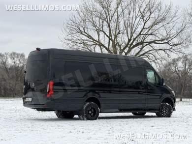 2026 AWD AMG Trim 14 Passenger Touring Coach Auto Elite Mercedes-Benz Sprinter - Sprinter for Sale in Elkhart, IN - Photo 33