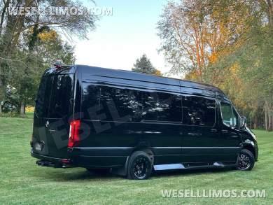 2026 AWD AMG Trim 14 Passenger Touring Coach Auto Elite Mercedes-Benz Sprinter - Sprinter for Sale in Elkhart, IN - Photo 41