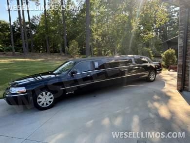 2003 Lincoln Towncar Limousine for Sale in Hartwell, GA - Main Photo