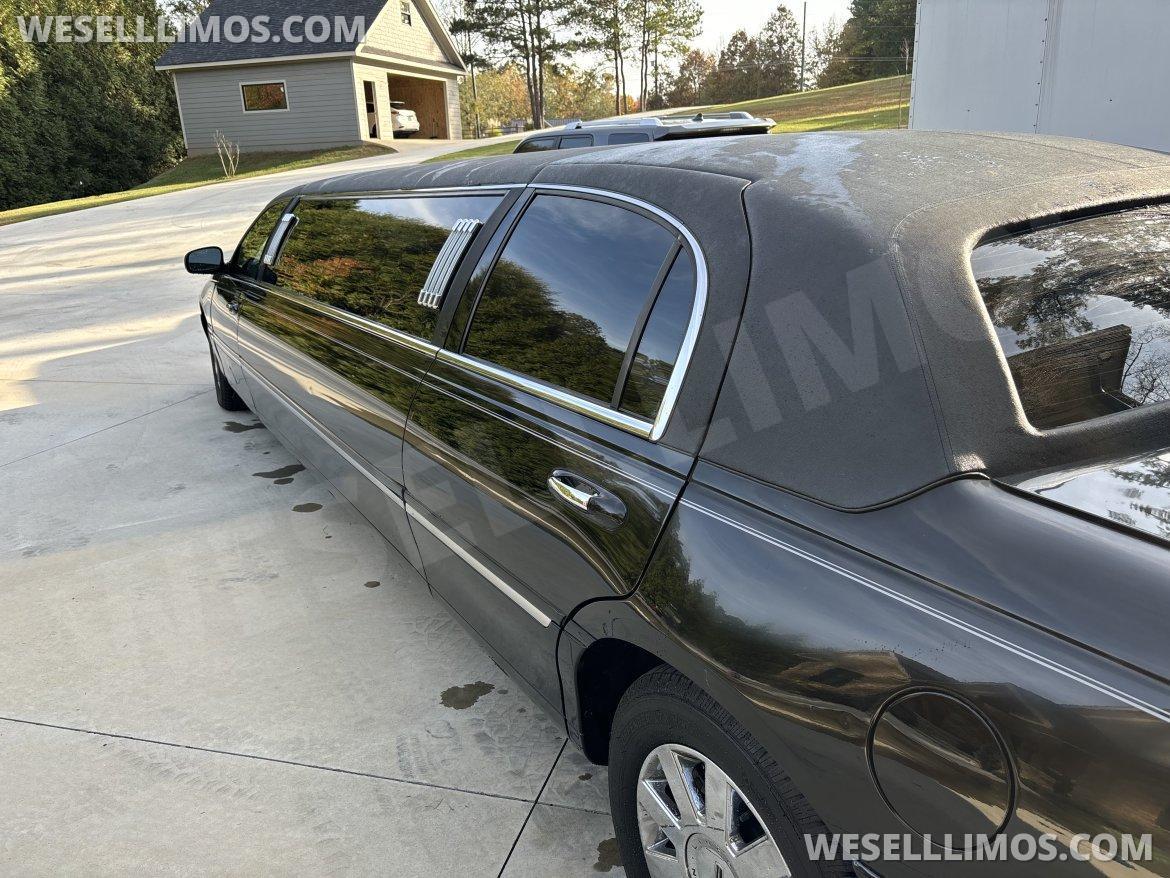 2003 Krystal Lincoln Towncar Limousine - Photo 4