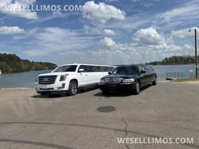 2003 Krystal Lincoln Towncar Limousine - Limousine for Sale in Hartwell, GA - Photo 11