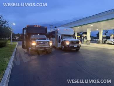 2013 Ford f550 Limo Bus for Sale in Miami, Florida, US - Photo 2