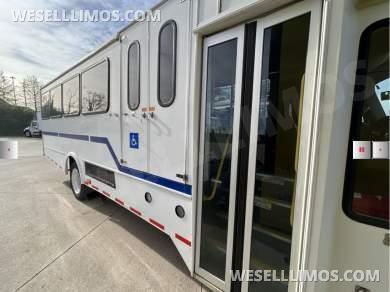 2018 Freightliner S2106 Shuttle Bus for Sale in Delray Beach, Florida, US - Photo 4