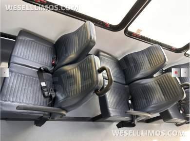 2018 Forest River Freightliner S2106 Shuttle Bus - Shuttle Bus for Sale in Delray Beach, Florida, United States - Photo 9