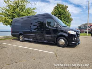 2026 Global Motor Coach Mercedes-Benz Sprinter Luxury Shuttle Sprinter - Sprinter for Sale in Erie, Pennsylvania, United States - Photo 11