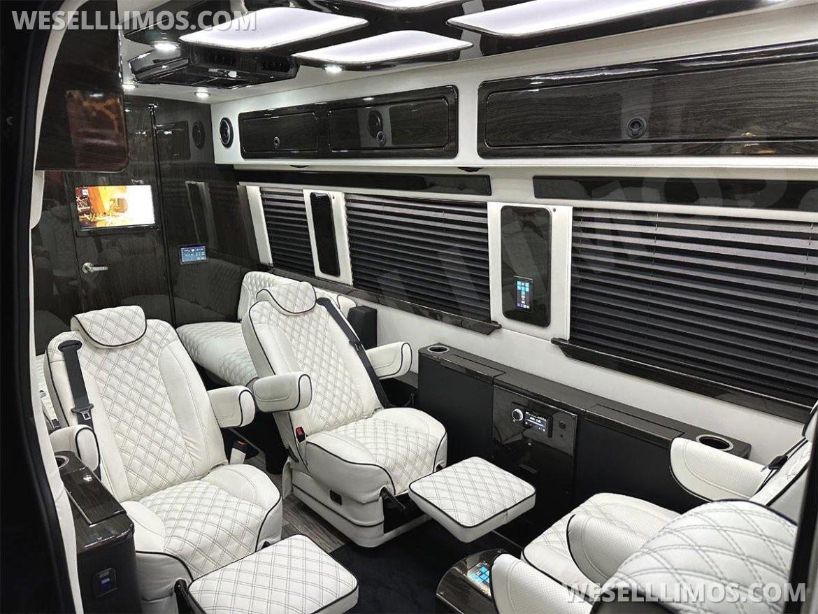 2026 Auto Elite Eco Revolution Heat Massage Seats Starlink Lithium Battery Pack MB Sprinter - Photo 2