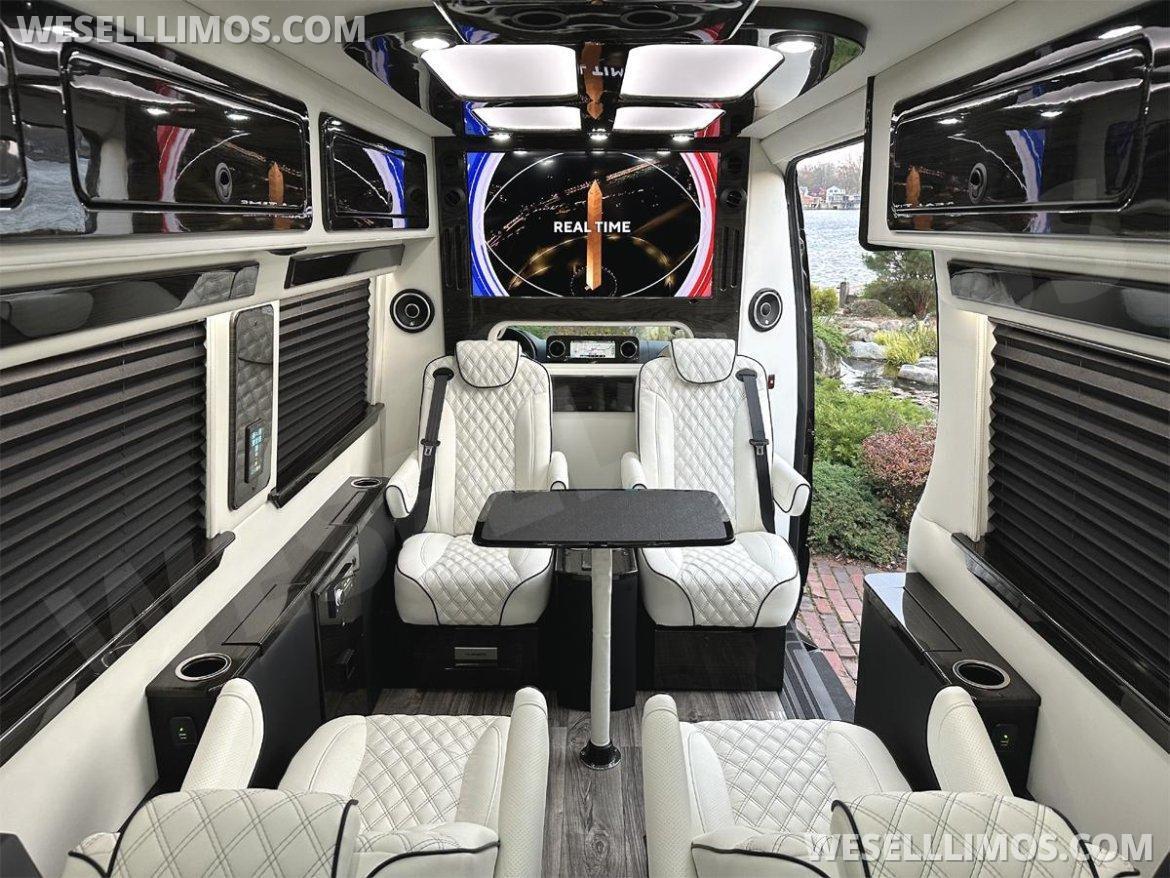 2026 Auto Elite Eco Revolution Heat Massage Seats Starlink Lithium Battery Pack MB Sprinter - Photo 3