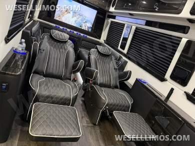 2026 Mercedes-Benz Sprinter Sprinter for Sale in Elkhart, Indiana, US - Photo 2