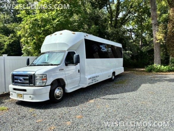 2011 Ford E450