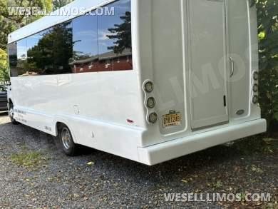 2011 Ford E450 Limo Bus for Sale in Toms River, New Jersey, US - Photo 2