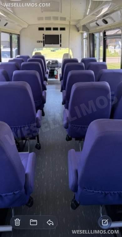 2008 Federal  Coachbuilders Freightliner M2 Shuttle Bus - Shuttle Bus for Sale in Springfield, Missouri, United States - Photo 10