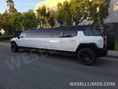 2025 Pinnacle Limousine MFG GMC Hummer EV Limousine - Limousine for Sale in CITY OF INDUSTRY, California, United States - Photo 10