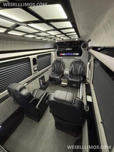 2018 Mercedes-Benz Sprinter 2500 Business Class Sprinter for Sale in Richmond, Virginia, US - Photo 2