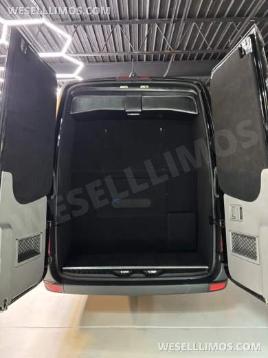 2018 First Class Customs Mercedes-Benz Sprinter 2500 Business Class Sprinter - Sprinter for Sale in Richmond, Virginia, United States - Photo 15