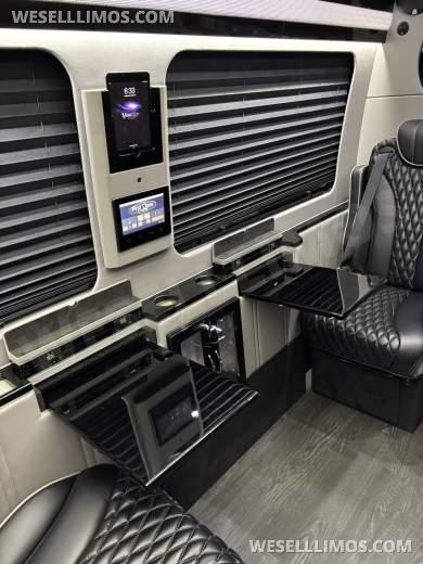 2018 First Class Customs Mercedes-Benz Sprinter 2500 Business Class Sprinter - Sprinter for Sale in Richmond, Virginia, United States - Photo 24