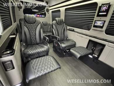 2018 First Class Customs Mercedes-Benz Sprinter 2500 Business Class Sprinter - Sprinter for Sale in Richmond, Virginia, United States - Photo 32