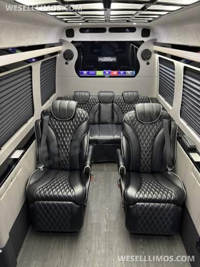 2018 First Class Customs Mercedes-Benz Sprinter 2500 Business Class Sprinter - Sprinter for Sale in Richmond, Virginia, United States - Photo 36