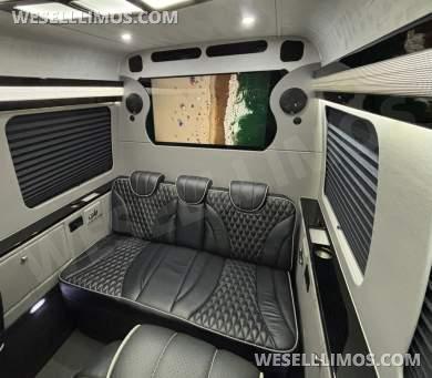 2018 First Class Customs Mercedes-Benz Sprinter 2500 Business Class Sprinter - Sprinter for Sale in Richmond, Virginia, United States - Photo 38