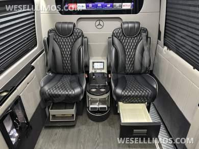 2018 First Class Customs Mercedes-Benz Sprinter 2500 Business Class Sprinter - Sprinter for Sale in Richmond, Virginia, United States - Photo 50