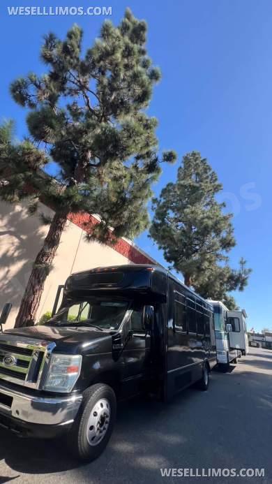 2014 E450 Party Bus Limousine Great Price 714-310-2147 - Limo Bus for Sale in Orange, California, United States - Photo 9