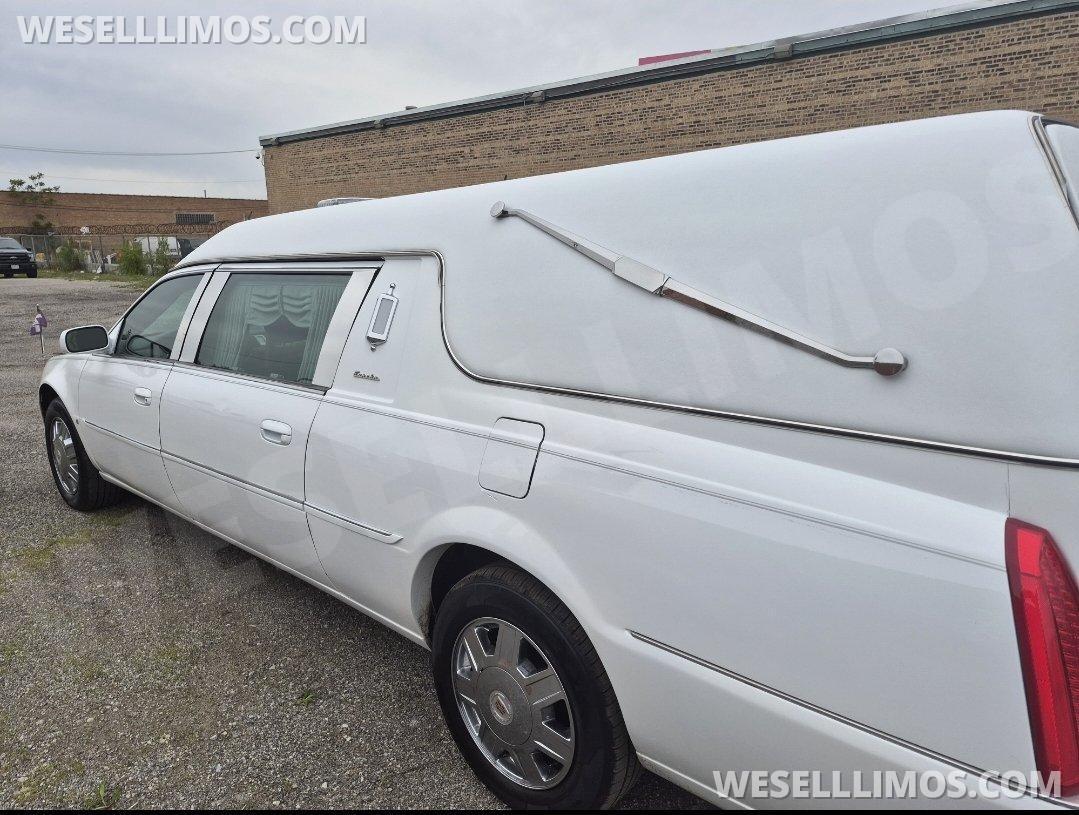 2008 Eureka Cadillac DTS Funeral - Photo 4