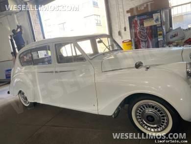 1960 Austin Princess Antique for Sale in Yonkers, New York, US - Main Photo