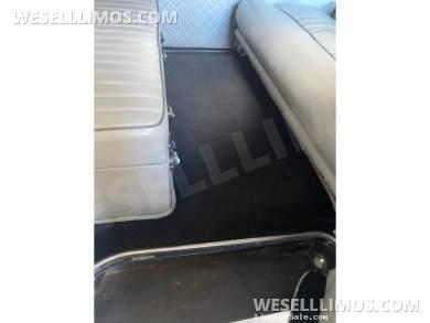 1960 Austin Princess Antique for Sale in Yonkers, New York, US - Photo 4