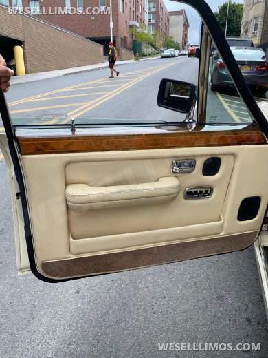 1991 Rolls-Royce Silver Spru Exotic for Sale in Yonkers, New York, US - Photo 3