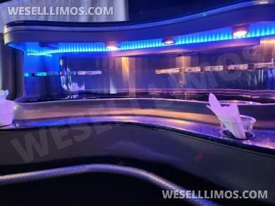 2005 Hummer H2 Stretch Hummer SUV Limousine for Sale in Houston, Texas, US - Photo 3