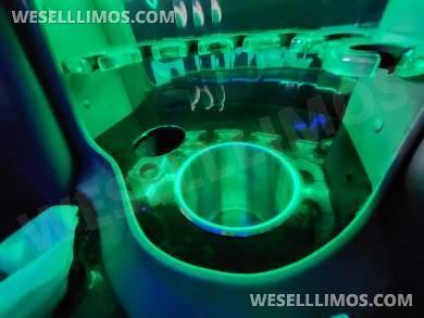 2005 H2 Stretch Hummer SUV Limousine - Limousine for Sale in Houston, Texas, United States - Photo 12