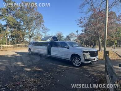 2023 Pinicle Cadillac Escalade Limousine - SUV Stretch for Sale in Hazlet, New Jersey, United States - Photo 12