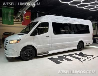 2022 Mercedes-Benz Sprinter 3500 Business Class Sprinter for Sale in Richmond, Virginia, US - Photo 2