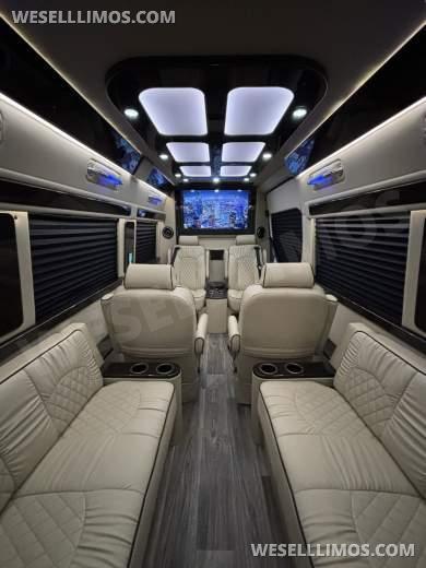 2022 Mercedes-Benz Sprinter 3500 Business Class Sprinter for Sale in Richmond, Virginia, US - Photo 3
