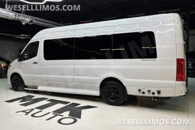 2022 Midwest Automotive Designs Mercedes-Benz Sprinter 3500 Business Class Sprinter - Sprinter for Sale in Richmond, Virginia, United States - Photo 16