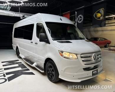2022 Midwest Automotive Designs Mercedes-Benz Sprinter 3500 Business Class Sprinter - Sprinter for Sale in Richmond, Virginia, United States - Photo 37