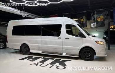 2022 Midwest Automotive Designs Mercedes-Benz Sprinter 3500 Business Class Sprinter - Sprinter for Sale in Richmond, Virginia, United States - Photo 39