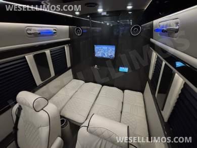 2022 Midwest Automotive Designs Mercedes-Benz Sprinter 3500 Business Class Sprinter - Sprinter for Sale in Richmond, Virginia, United States - Photo 50
